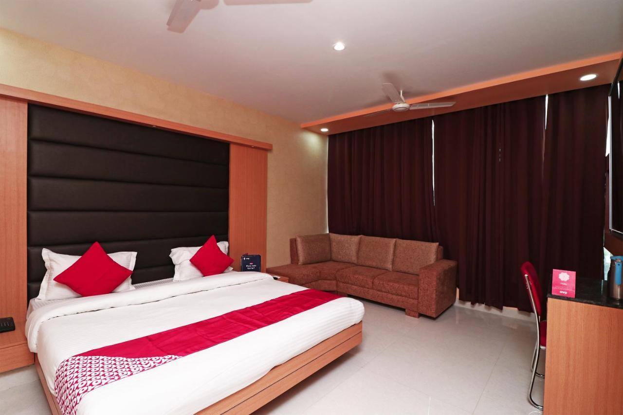 Capital O Hotel Sapphire Inn Gorakhpur Kültér fotó