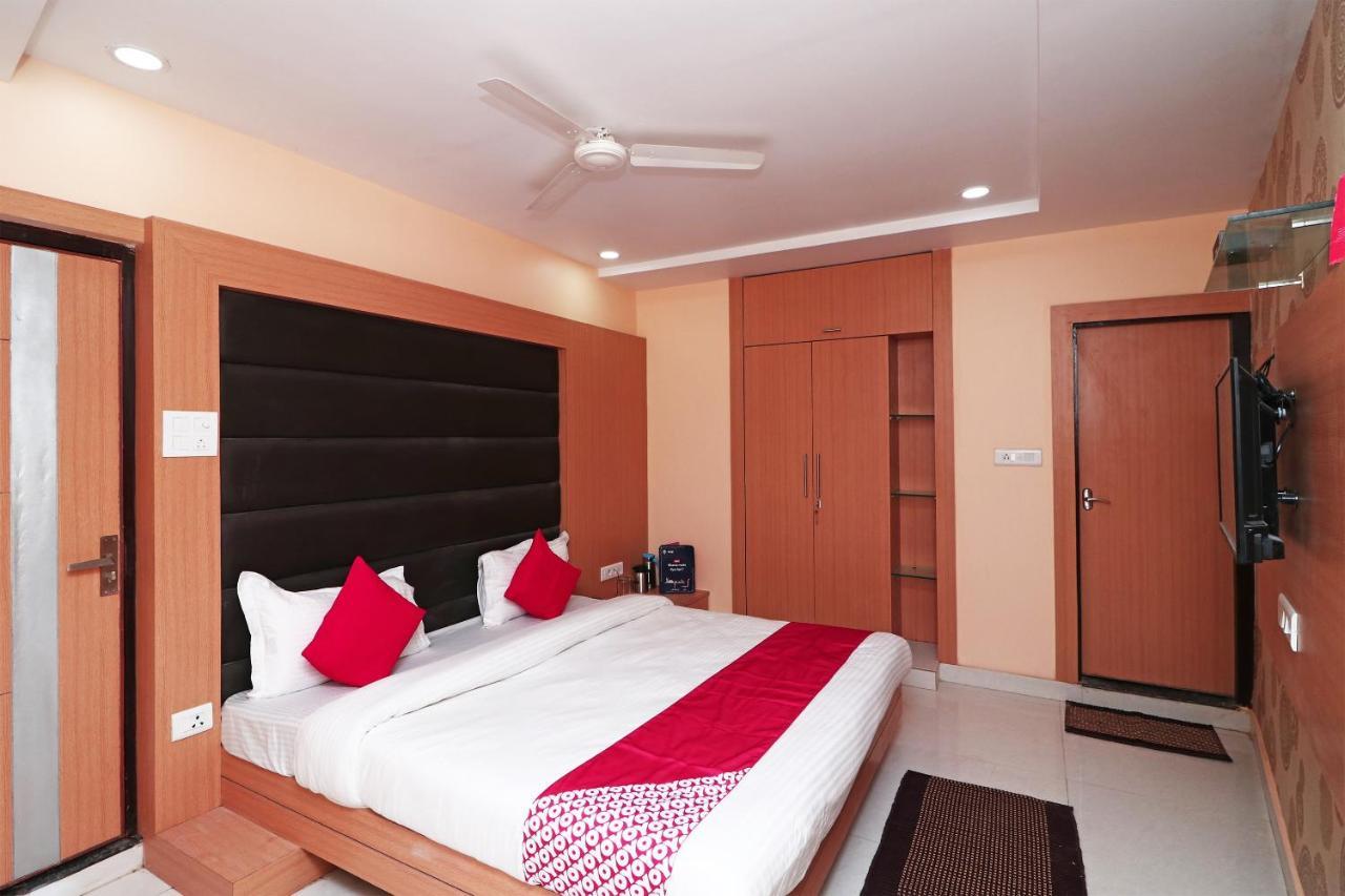 Capital O Hotel Sapphire Inn Gorakhpur Kültér fotó