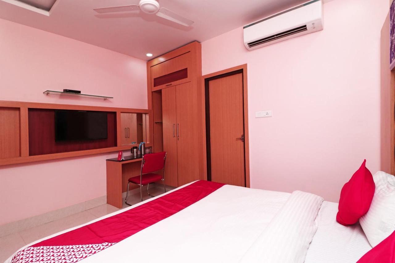Capital O Hotel Sapphire Inn Gorakhpur Kültér fotó