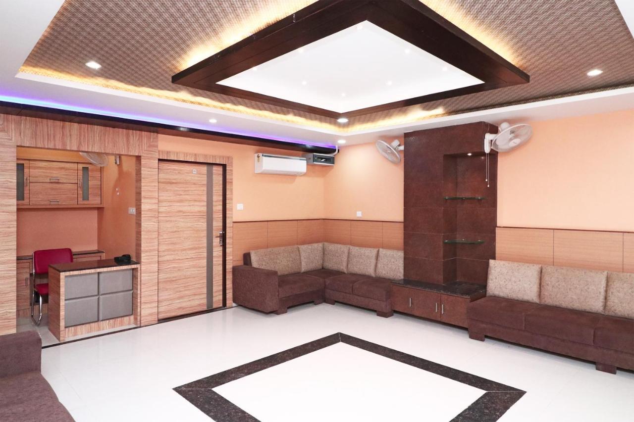 Capital O Hotel Sapphire Inn Gorakhpur Kültér fotó